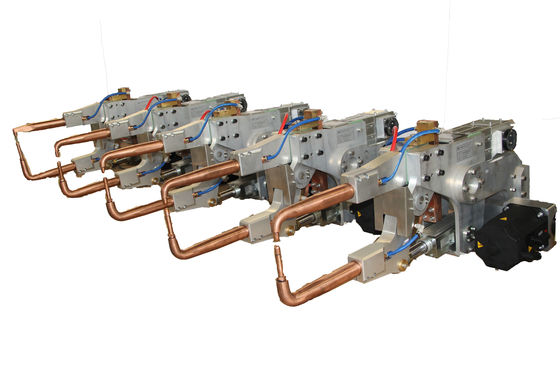 Хорошая цена. Робототехническое оружие заварки пятна 200KVA онлайн